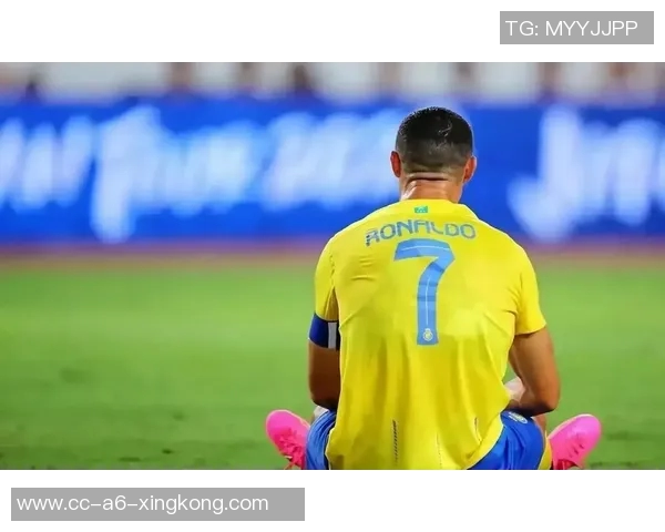 前利雅得胜利主帅卡斯特罗加盟格雷米奥合同延续至2027年底